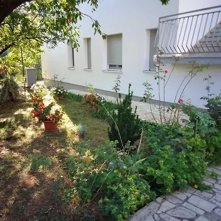 Grgurevic Apartment