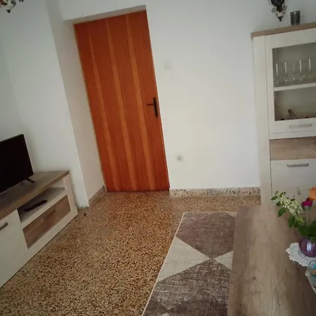 Grgurevic Apartment